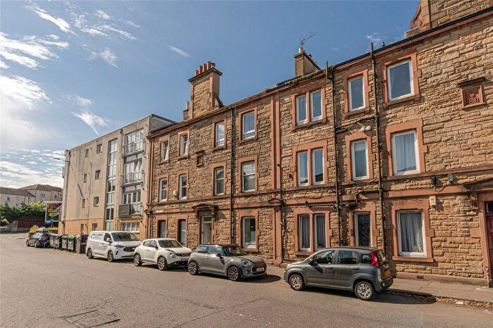 2 Bedroom Flat For Sale In Burns Place, Edinburgh, EH6