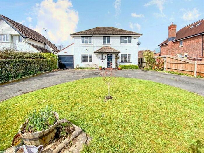 4 Bedroom Detached House To Rent In Syke Cluan, Richings Park, Buckinghamshire, SL0