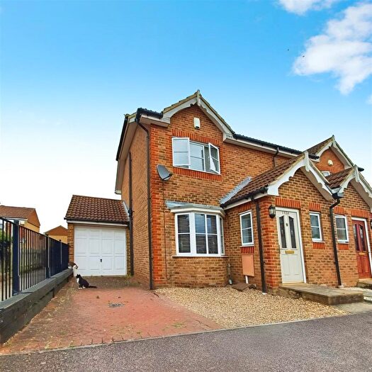 3 Bedroom House For Sale In Lodge Hill Lane, Chattenden, ME3