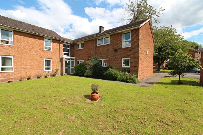 2 Bedroom Flat To Rent In Latham Square, Sheffield, S11