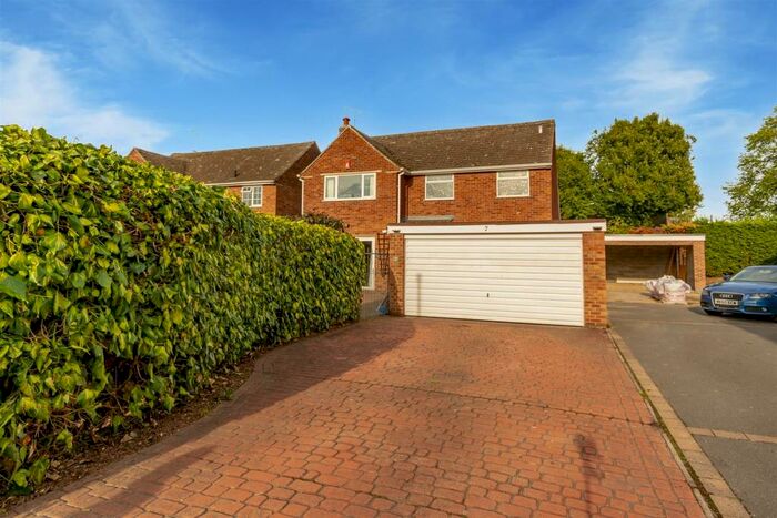 4 Bedroom Detached House For Sale In The Pinfold, Thulston, DE72