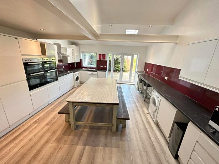 7 Bedroom End Of Terrace House To Rent In Bed, Arundel Street, Nottingham, Nottinghamshire, NG7