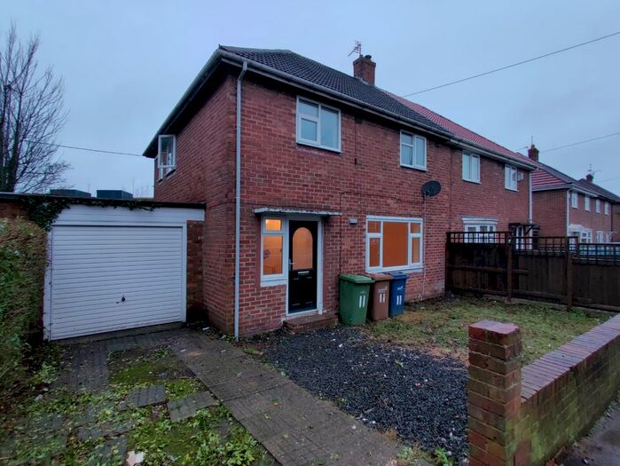3 Bedroom Semi-Detached House To Rent In Prestbury Road, Pennywell, Sunderland, SR4
