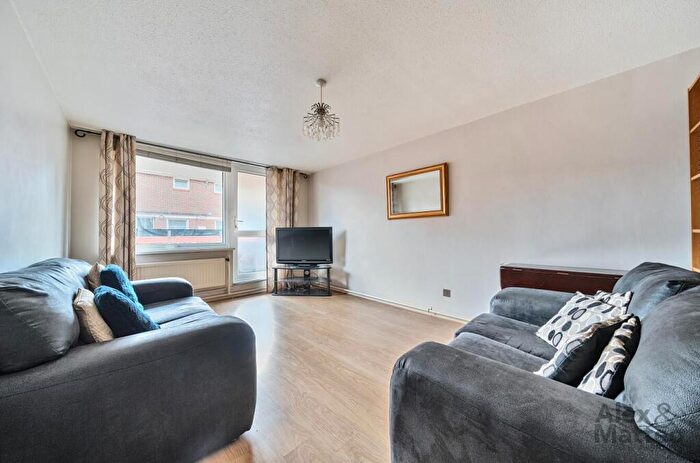 1 Bedroom Flat For Sale In Westlake, Bermondsey, SE16