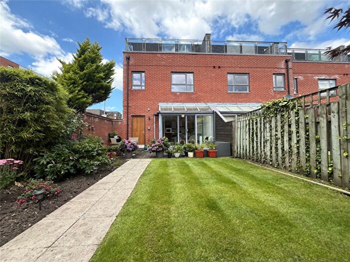 4 Bedroom End Of Terrace House To Rent In Montmano Drive, Manchester, Greater Manchester, M20
