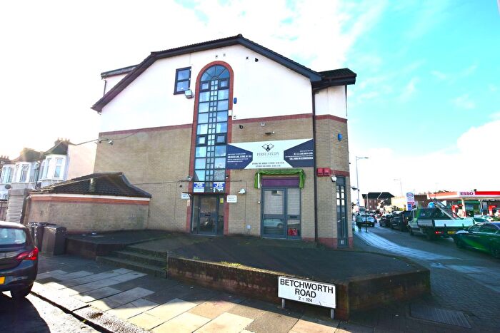 1 Bedroom Flat To Rent In Ilford, IG1