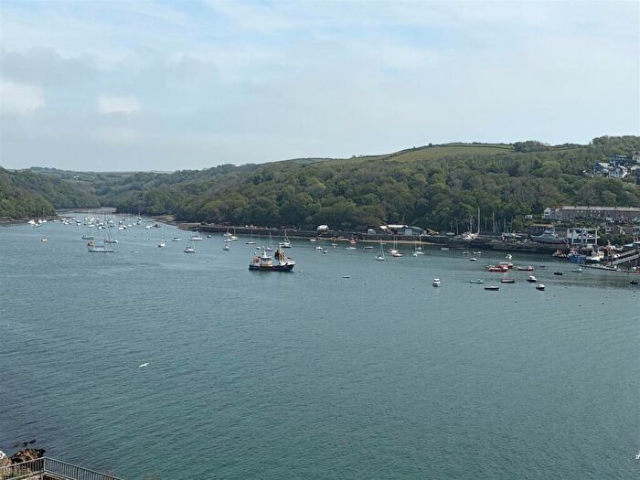 2 Bedroom Apartment For Sale In Tower Park, Fowey, PL23