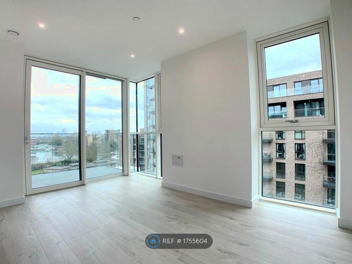 1 Bedroom Flat To Rent In Hartingtons Court, London, N4