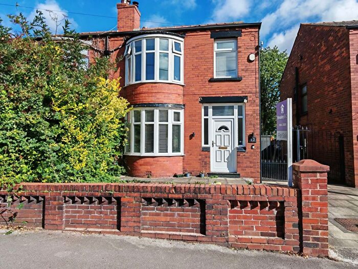 3 Bedroom Semi-Detached House For Sale In Netherby Road, Wigan, WN6