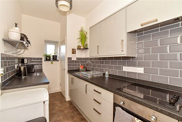 2 Bedroom Flat For Sale In Manor Road, Lydd, Romney Marsh, Kent, TN29