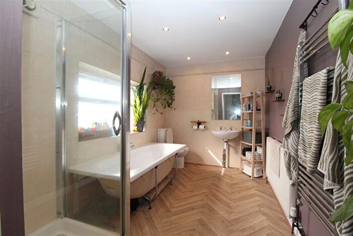 2 Bedroom Semi-Detached House For Sale In Napier Road, Broadstairs, CT10