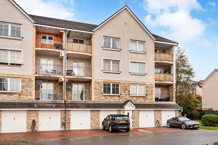 2 Bedroom Flat For Sale In Spinnaker Way, Dalgety Bay, Fife, KY11