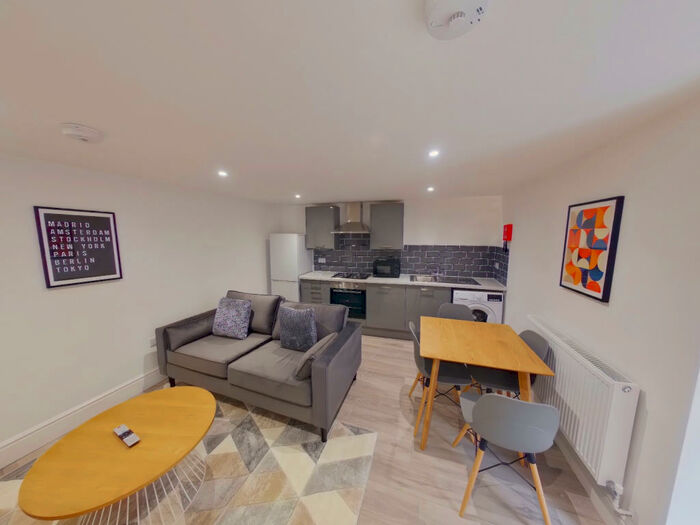 2 Bedroom Flat To Rent In E Portland Street, Lincoln, LN5