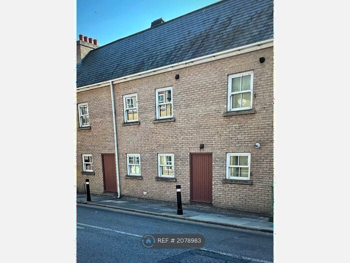 1 Bedroom Flat To Rent In Trafalgar Street, Cambridge, CB4