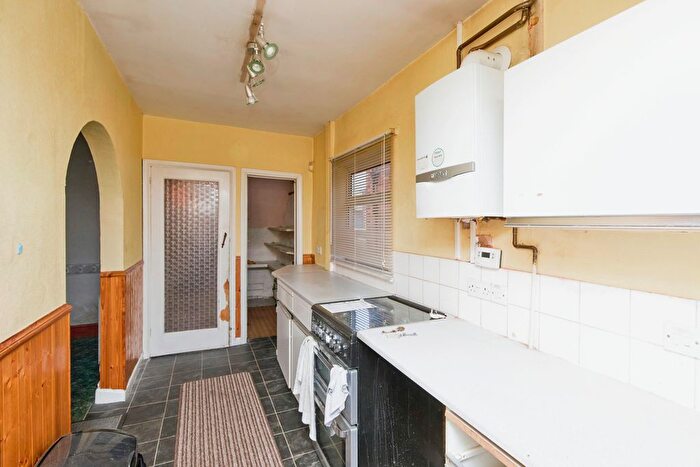 3 Bedroom Semi-Detached House For Sale In Wilsthorpe Road, Long Eaton, Nottingham, Derbyshire, NG10