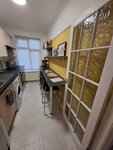 1 Bedroom Flat To Rent In Upper Elmers End Road, Beckenham, BR3