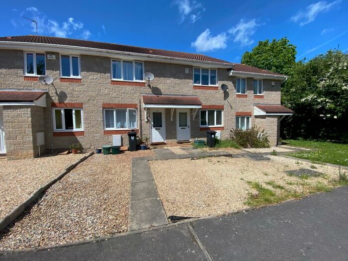 2 Bedroom House To Rent In Bampton Croft, Emersons Green, BS16