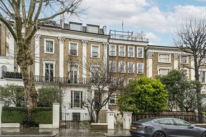 2 Bedroom Flat To Rent In Pembridge Villas, London, W11