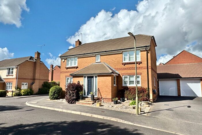 4 Bedroom Detached House For Sale In Dickens Drive, Whiteley, PO15