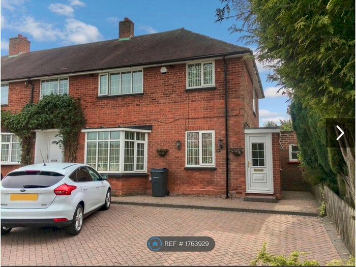 3 Bedroom End Of Terrace House To Rent In Clarence Road, Sutton Coldfield, B74