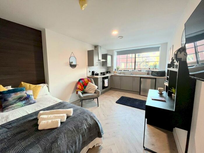 Studio To Rent In Broadgate House, Beeston, NG9