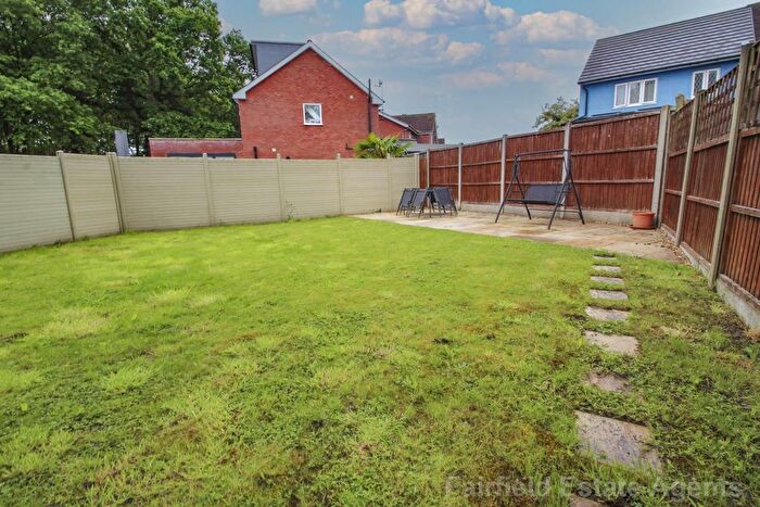 1 Bedroom Flat For Sale In Gleneagles Close, South Oxhey, WD19