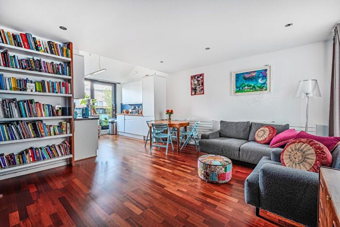 4 Bedroom Flat For Sale In Nile Street, Shoreditch, London, N1