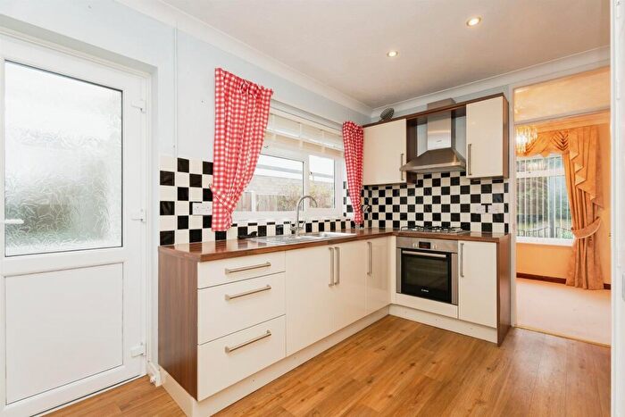 2 Bedroom Detached Bungalow For Sale In Burnt Hills, Cromer, NR27