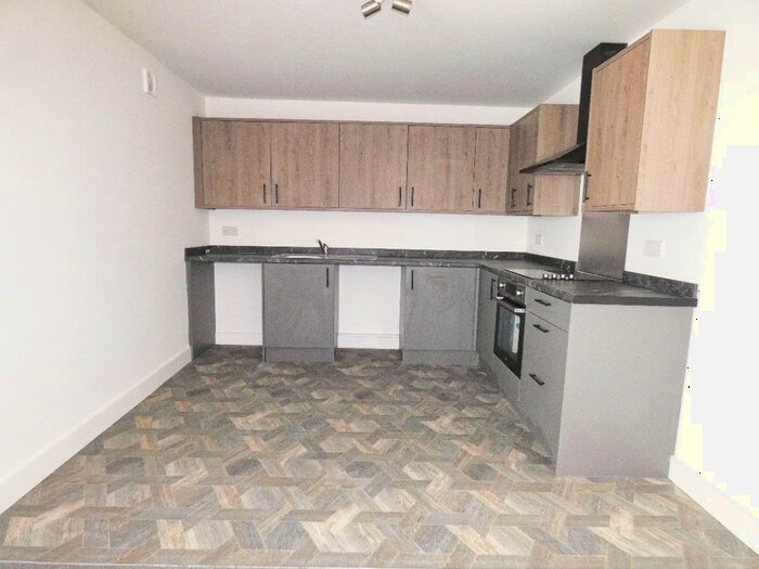 2 Bedroom Flat To Rent In Flat, Church Street, Stoke-On-Trent, ST4