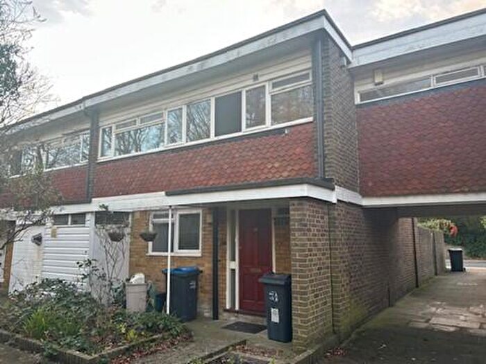 4 Bedroom House To Rent In Park Hill, Croydon, CR0