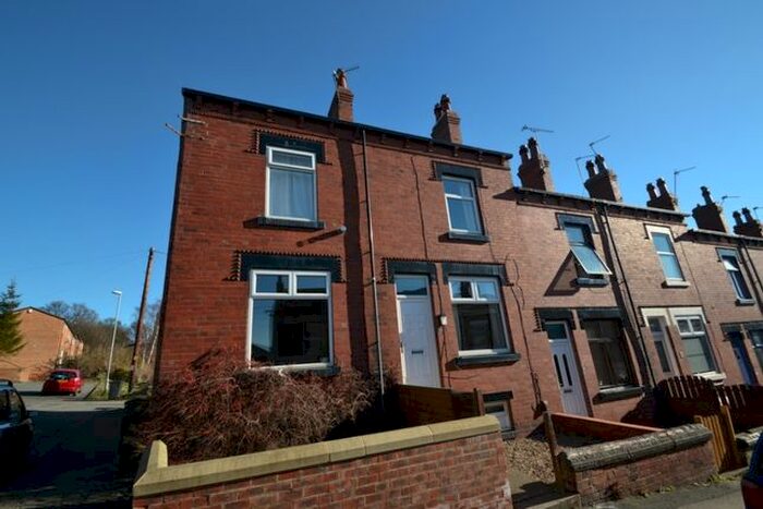 3 Bedroom Terraced House To Rent In Greenwood Mount, Meanwood, Leeds, LS6