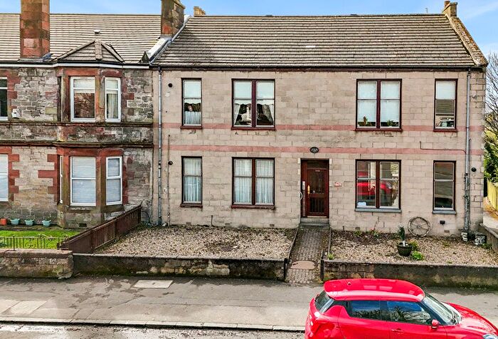 2 Bedroom Flat For Sale In Clark Street, Airdrie, ML6