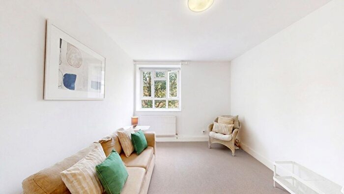 1 Bedroom Flat To Rent In Minford Gardens, West Kensington, W14