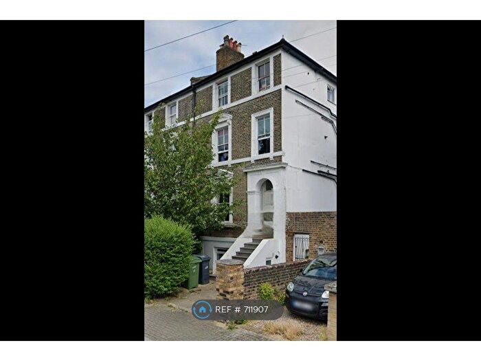 1 Bedroom Flat To Rent In Herne Hill, London, SE24
