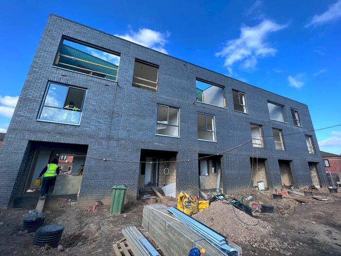 3 Bedroom Terraced House To Rent In Western Road, Southall, UB2