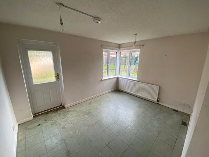 1 Bedroom Flat For Sale In Flat Challenor Close, Abingdon, Oxfordshire, OX14