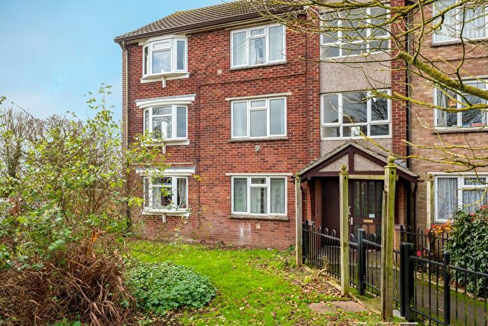 1 Bedroom Flat To Rent In Mayenne Place, Devizes, SN10