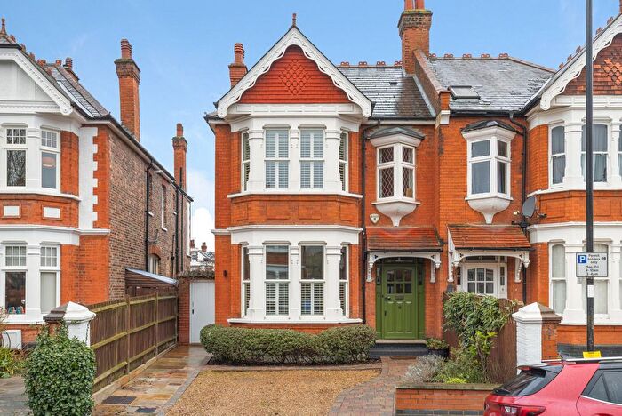 5 Bedroom Semi Detached House For Sale In Montague Gardens, London, W3