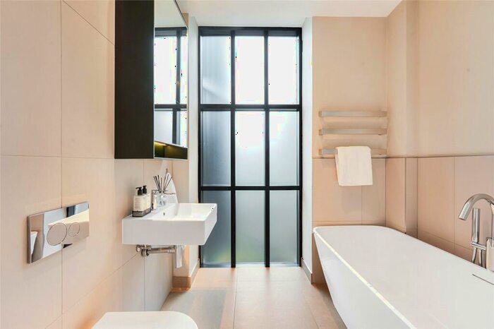 2 Bedroom Duplex For Sale In The Set, Cabul Road, Battersea, London, SW11