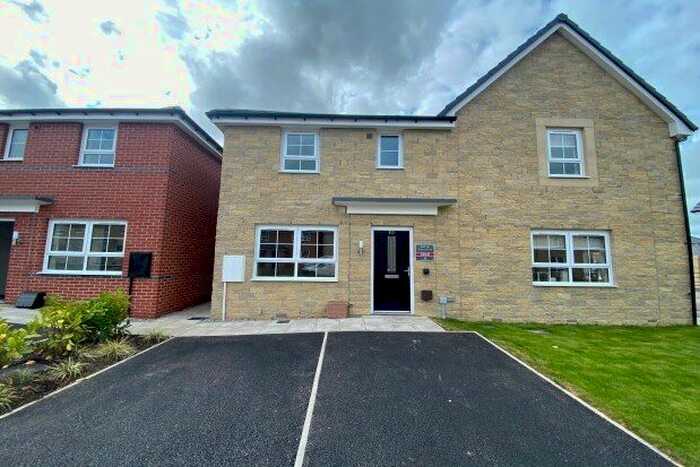 3 Bedroom Semi-Detached House To Rent In Tansy Road, Preston, PR3