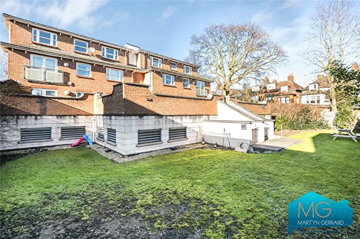 1 Bedroom Flat For Sale In Green Lanes, London, N21