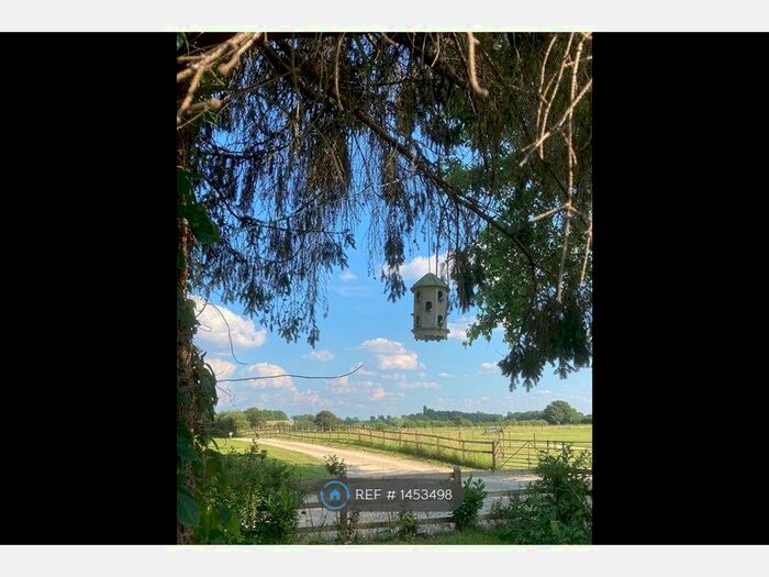 2 Bedroom Semi-Detached House To Rent In Warrens Cross Farm Cottage, Lechlade, GL7