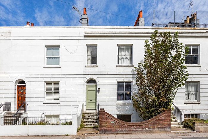 1 Bedroom Flat To Rent In St. Georges Road, Brighton, BN2