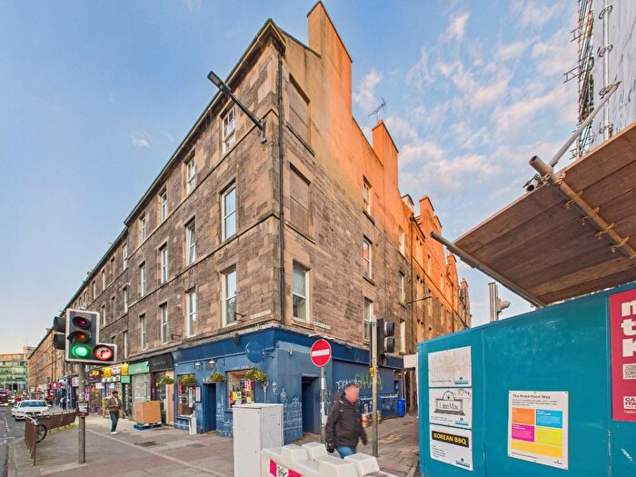 3 Bedroom Flat To Rent In Tarvit Street, Tollcross, Edinburgh, EH3