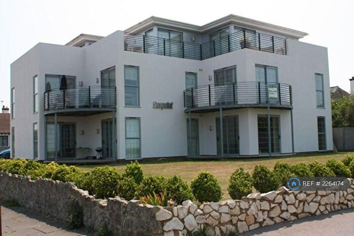 2 Bedroom Flat To Rent In Seapoint, Birchington, CT7