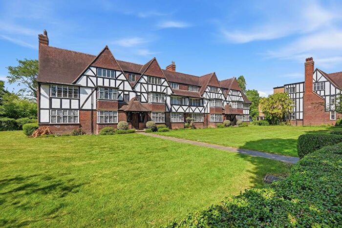 2 Bedroom Flat For Sale In Monks Drive, West Acton, London, W3