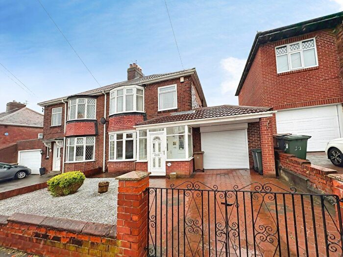 3 Bedroom Semi Detached House For Sale In Glendale Avenue, North Shields, NE29
