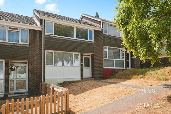 3 Bedroom Terraced House For Sale In Lichfield Avenue, Torquay, TQ2