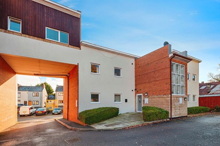 2 Bedroom Flat For Sale In Bridge Lane, Frodsham, WA6