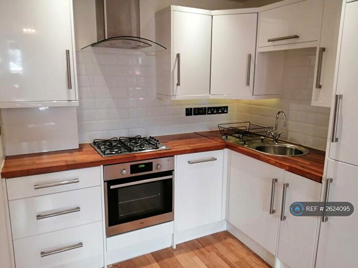 1 Bedroom Flat To Rent In Spence Court, South Norwood, SE25